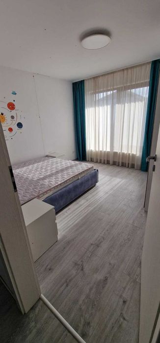 Casă 250 mp utili de închiriat-Mobilată și utilată complet