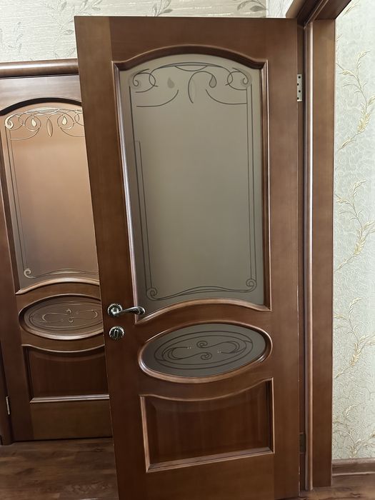 продаю соочно двери!!!