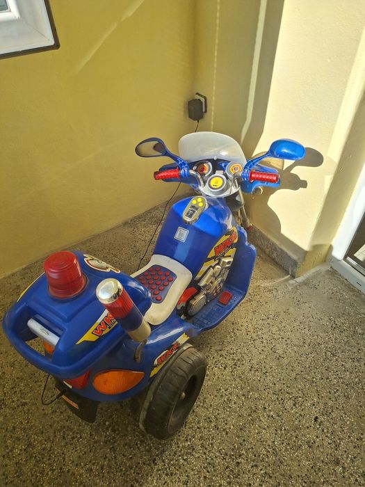 Електрическо моторче за дете