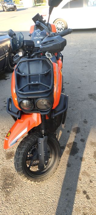 Продам скутер Танк Х7