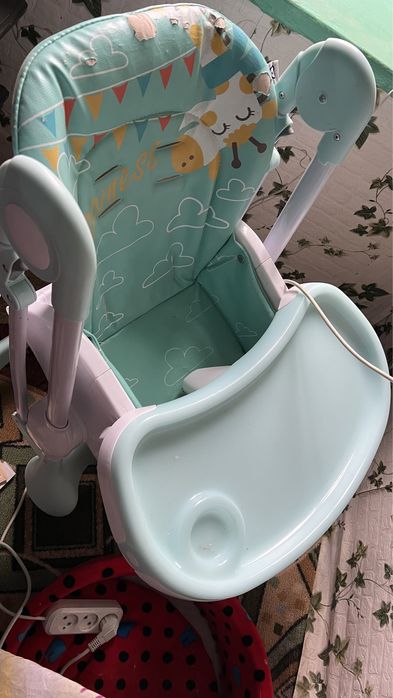 Стул для кормления детский