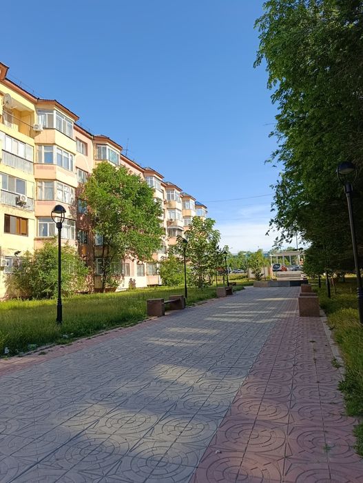 2хкомн кв в 12 мкр,7д, 3 эт