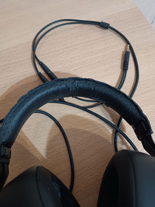 Gaming headphones Cougar