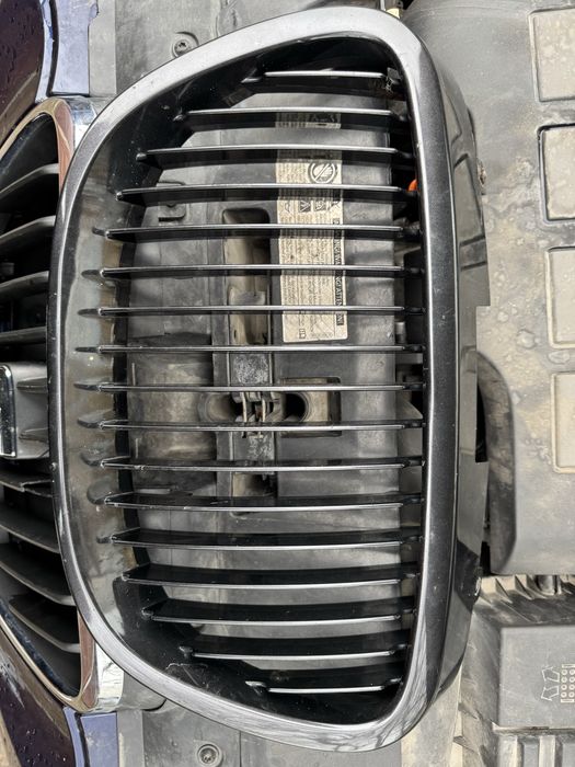 Маска решетка за Сеат