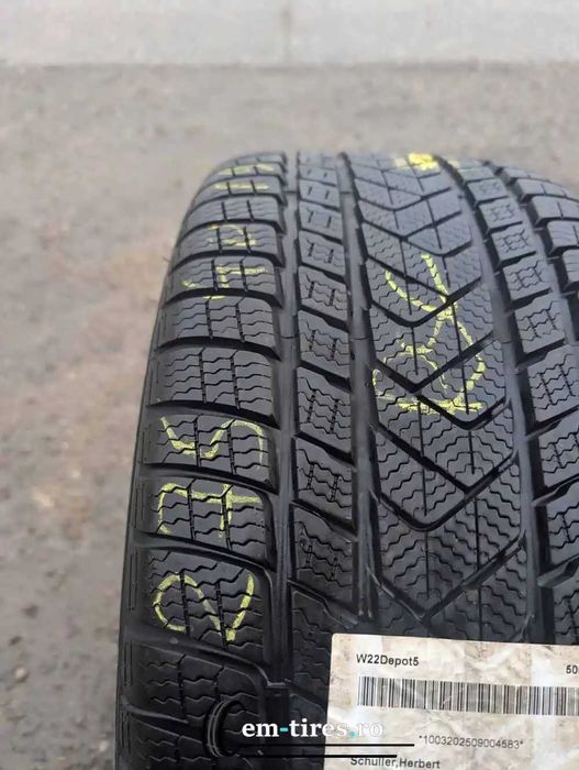 Anvelopa Iarna 275/40 R19 PIRELLI Sottozero 3 105V - Runflat