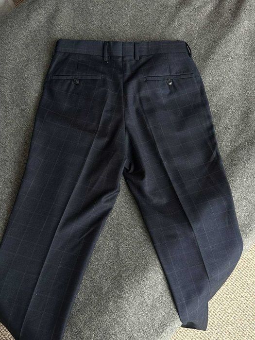 Стилен сватбен / абитуриентски / костюм трисложен (размер S)(46)