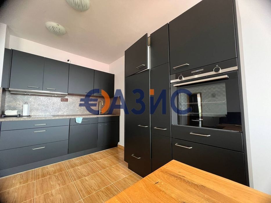 Продава се Тристаен апартамент в Свети Влас - 118 кв.м за 1314 €/кв.м - Снимка #4