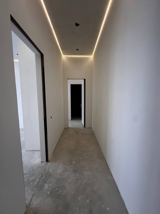 Продается 3хком новостр в центре