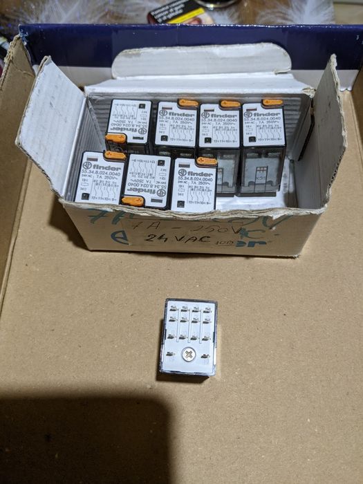 Contactori ABB +RELEE TERMICE+relee intermediare+2 buc surse 400v/24V