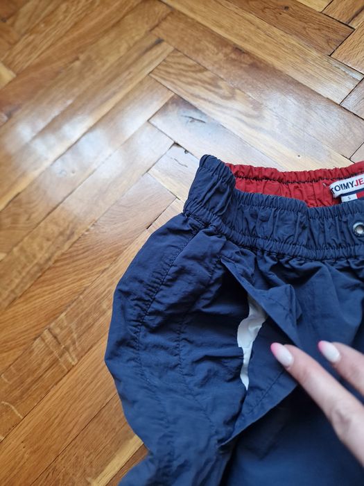 Страхотни дамски спортни панталони TOMMY HILFIGER размер S