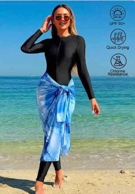 Продаю купальники новые