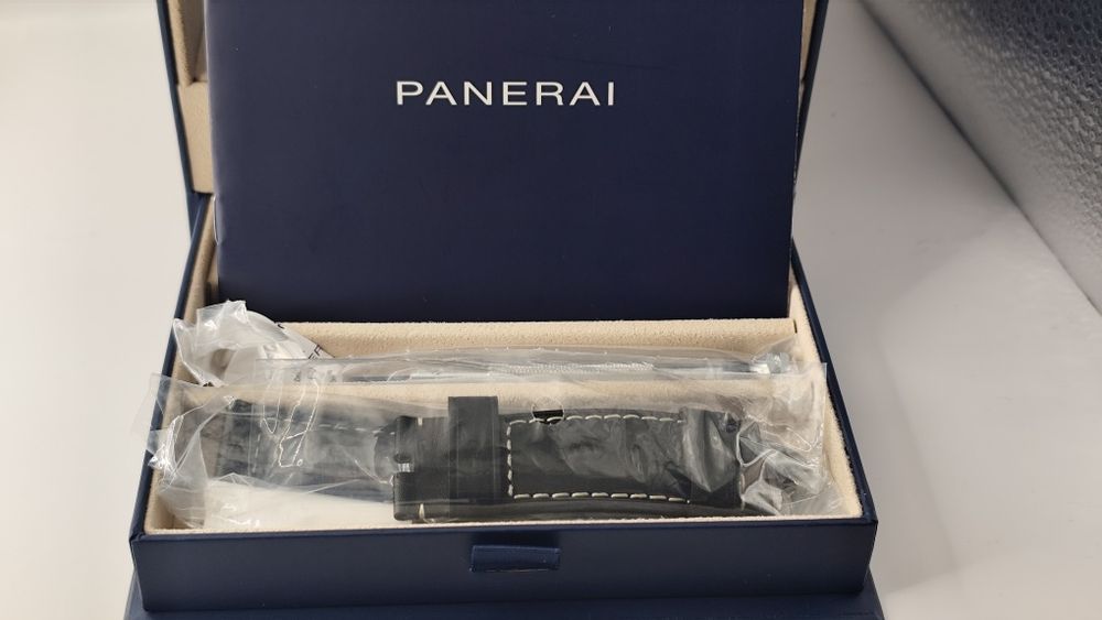 Panerai Luminor Base Logo 44mm (PAM01084) FULL SET – Гаранция до 2033