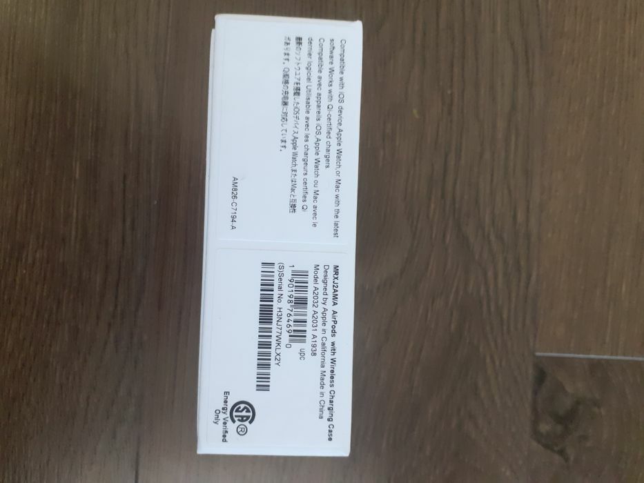 Слушалки Apple air pods 2 чисто нови