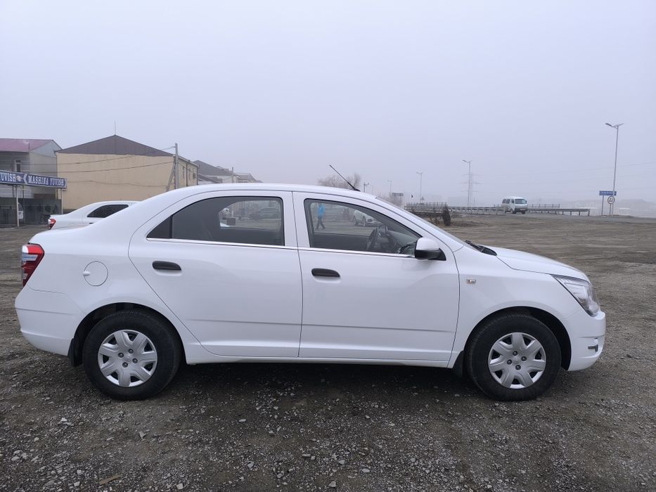 Coblt mashina sotiladi