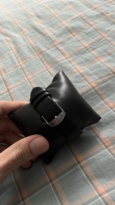 Продам новые часы