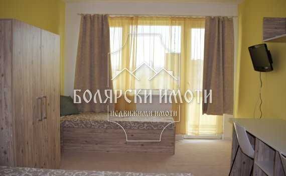 Просторен Четиристаен апартамент на бул. България