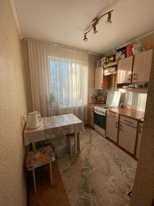 Продается 2 ком квартира район Меховой