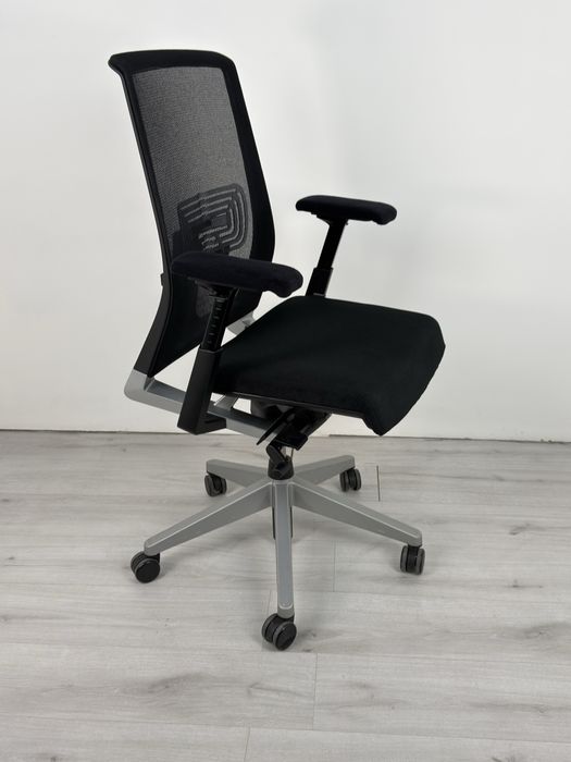 Ергономичен офис стол Hawortn Very CHAIR обзавеждане