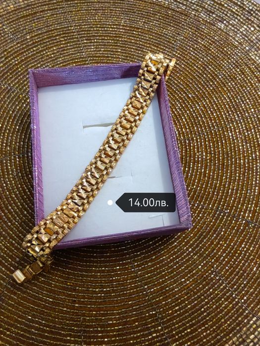 стоманени гривни