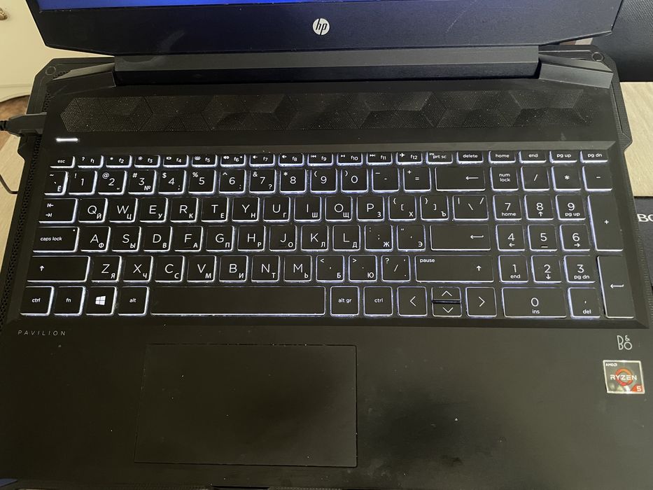 Игровой ноутбук HP pavilion