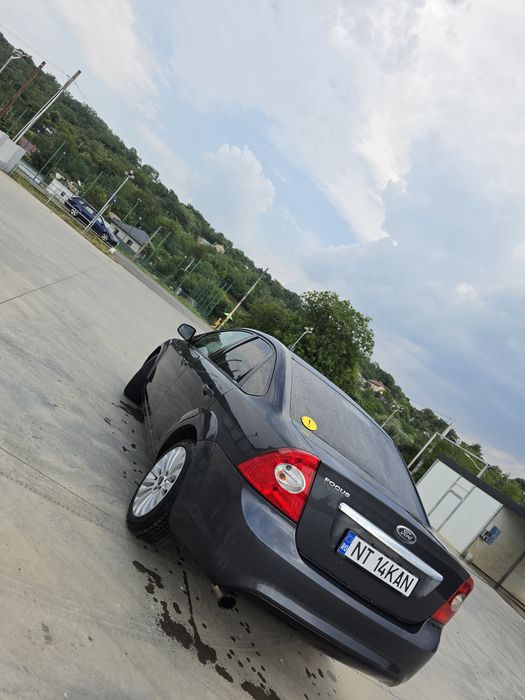 Ford focus 2009 sedan 1.6