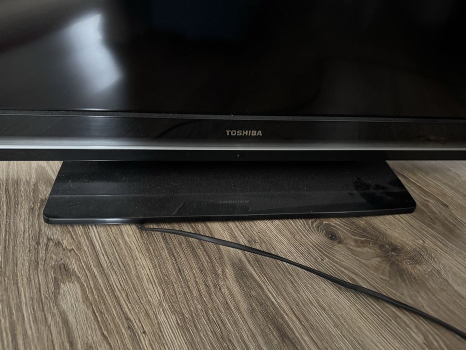 Продам телевизор б/у Toshiba