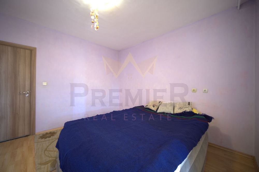 Продава се Тристаен апартамент в Бургас, Братя Миладинови - 90 кв.м за 1656 €/кв.м - Снимка #6