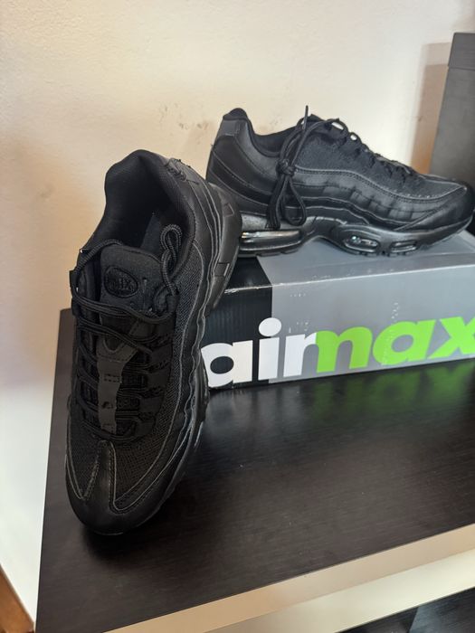 Nike air max 95 negrii marimea 41