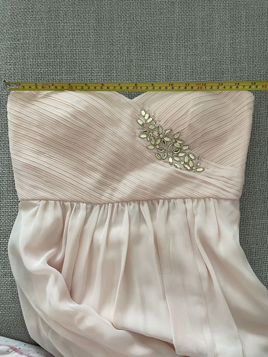 Официална рокля Vera Mont