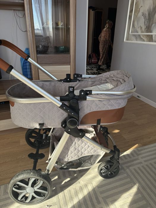 продам коляску в отличном состоянии