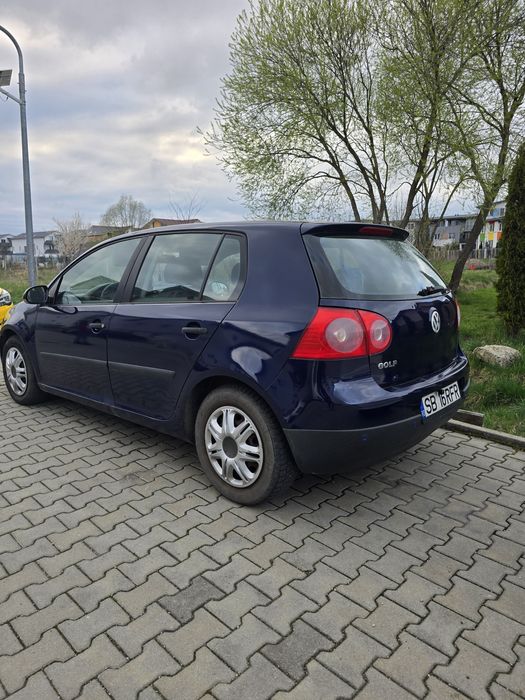 Vând golf 5 2.0 SDI