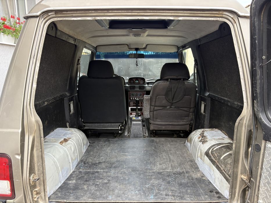 Hyundai Galloper 2.5 Autoutilitara