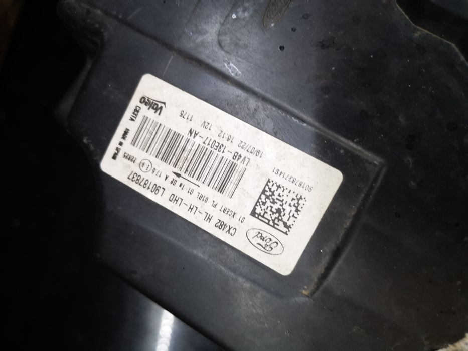 Far stânga dreapta ford kuga 3