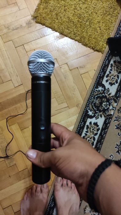 Караоке тон колона!