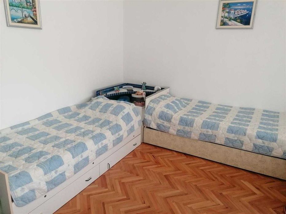 Дава се под наем Тристаен апартамент в Пловдив, Каменица 1 - 85 кв.м за 331.5 € - Снимка #1