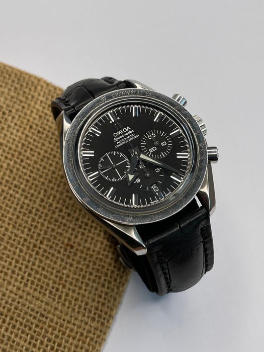 Ceas Omega Speedmaster Chronograph Broad Arrow