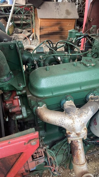 Vând tractor U445 Mat craiova din 1992