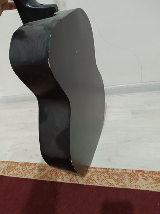 Gitara sotiladi гитара сотилади