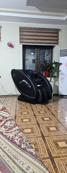 Массажное кресло,массажер