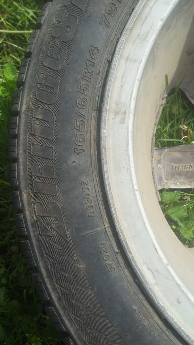 Джанти за Fiat Punto 14" със зимни гуми Bridgestone + резервна гума