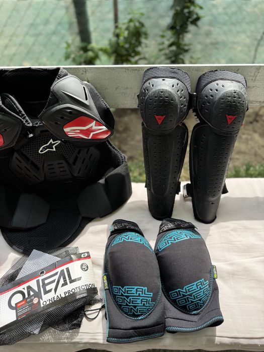 Налакътници oneal