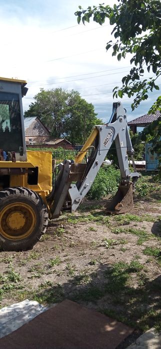 Продам экскаватор погрузчик wz 30-25