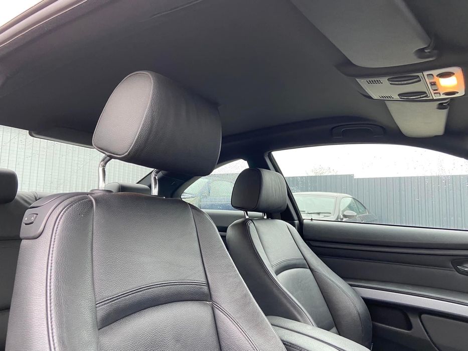 Dezmembrez BMW 330d E92 ,Motor 245cp N57 ,NAVI CIC, Hi-Fi