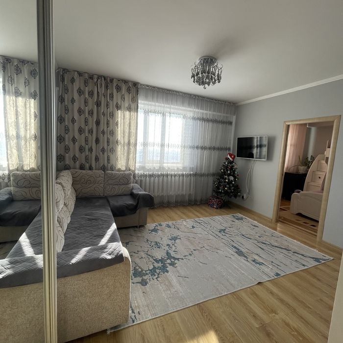 Продам квартиру, мебель остается