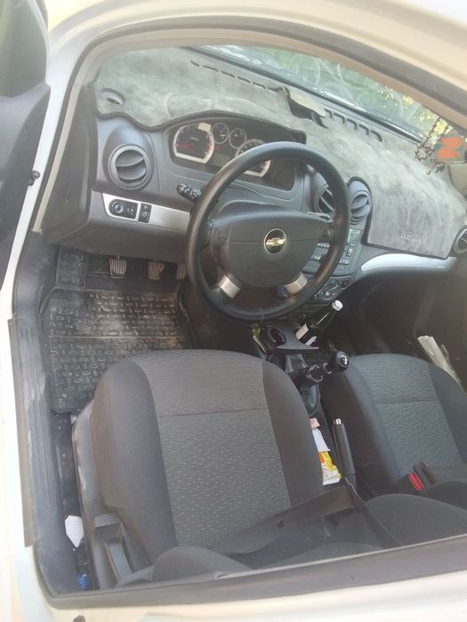 Naxd yoki kredit evaziga uslugasz