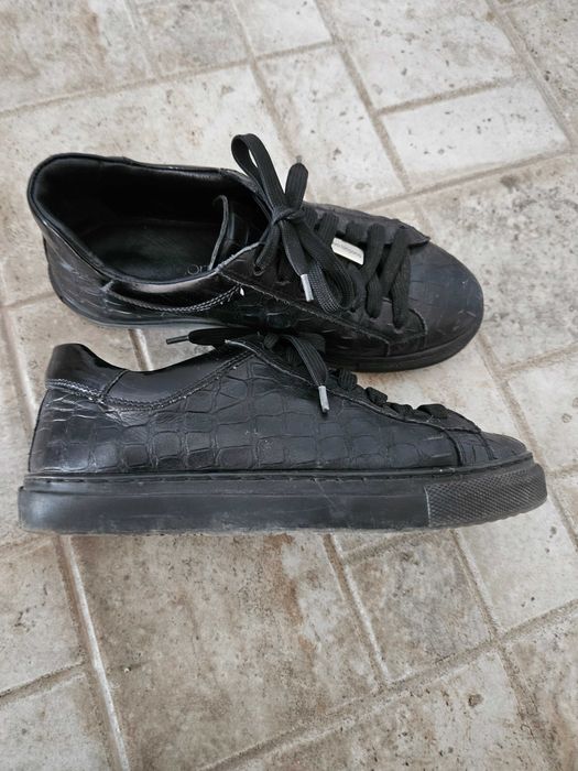 Дамски кецове от естествена кожа