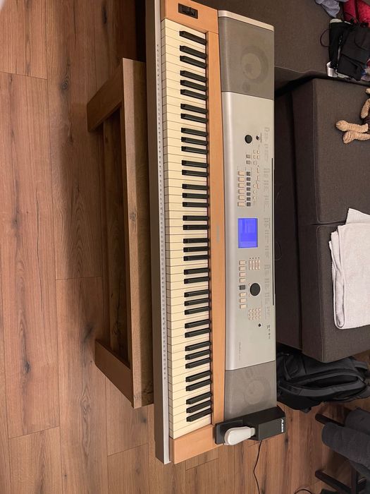 Дигитално пиано с тежки клавиши Yamaha DGX -620
