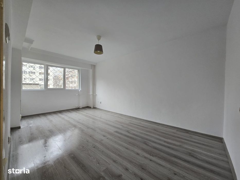 1 camera, Micro 20, etaj 1, zona Patiseriei Dana