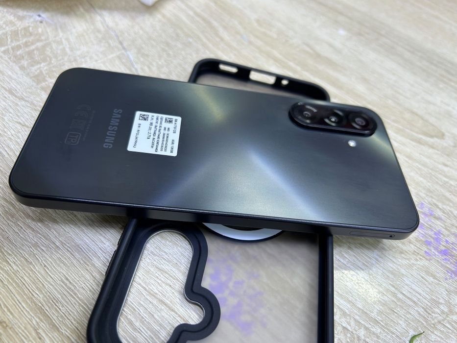 Самсунг galaxy a17