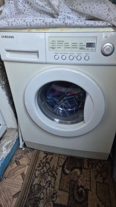 Продам стиральную машину